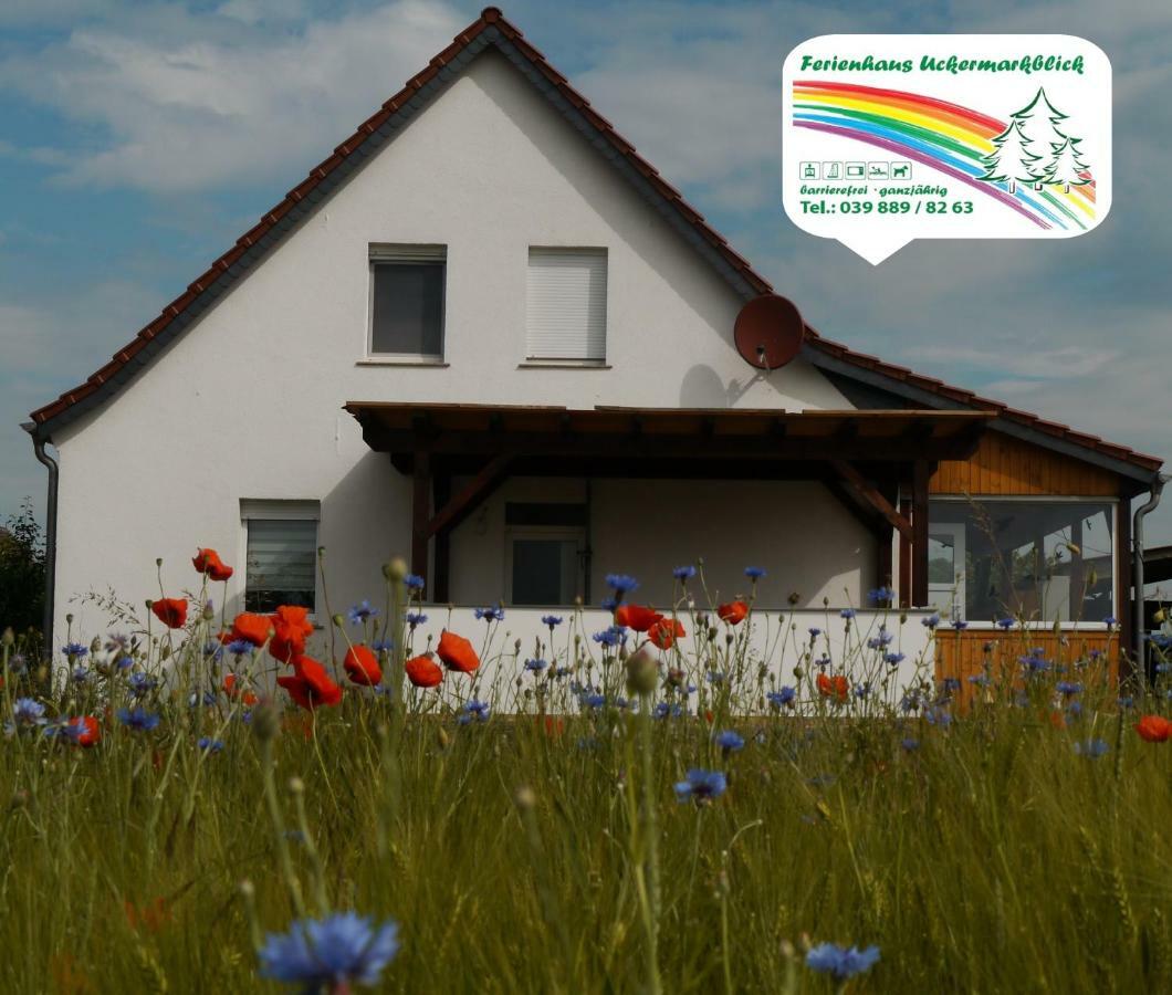 Ferienhaus-Uckermarkblick Rosenow  ภายนอก รูปภาพ